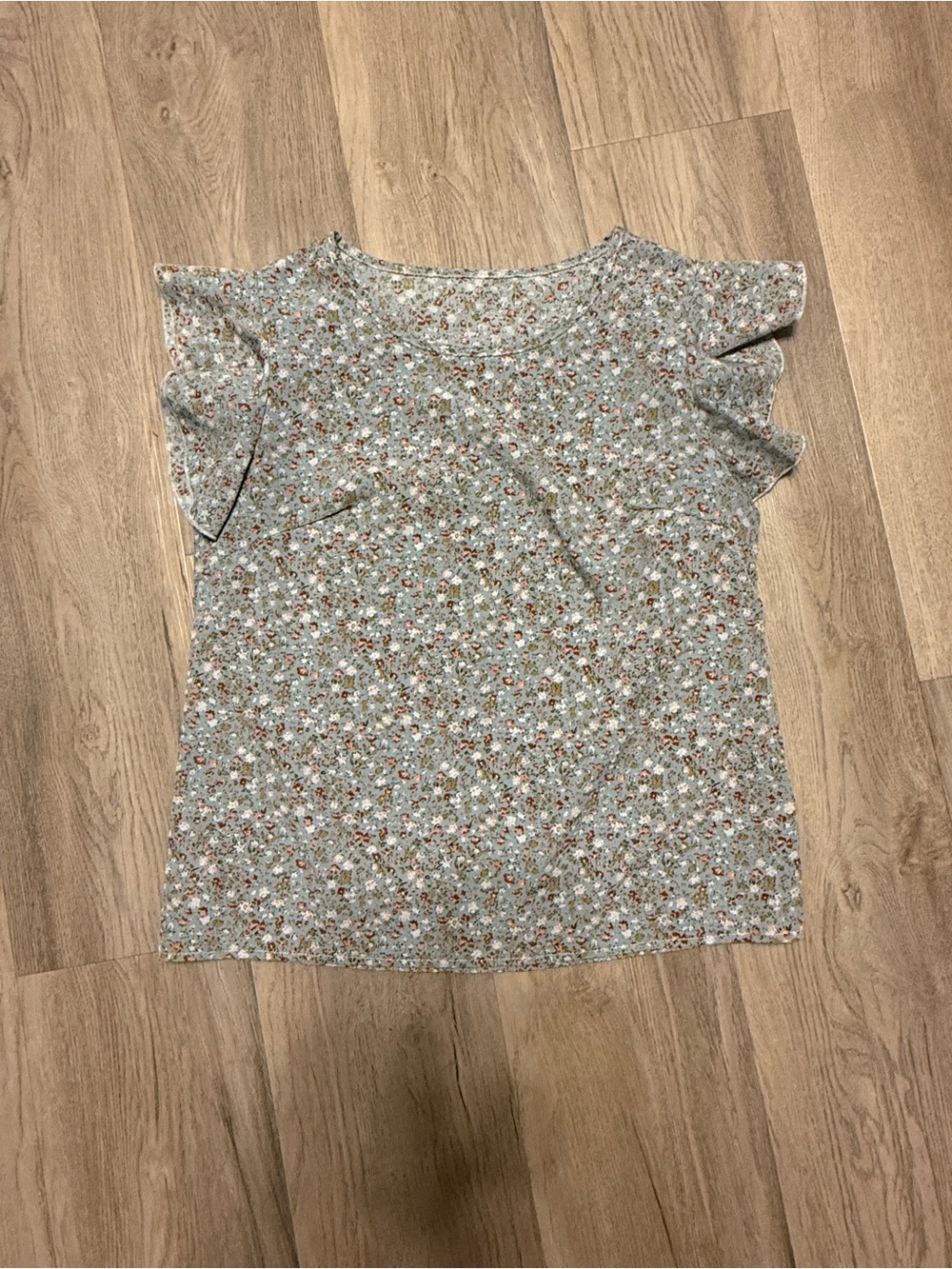 Women's Floral Flutter Sleeve Top - Light Blue